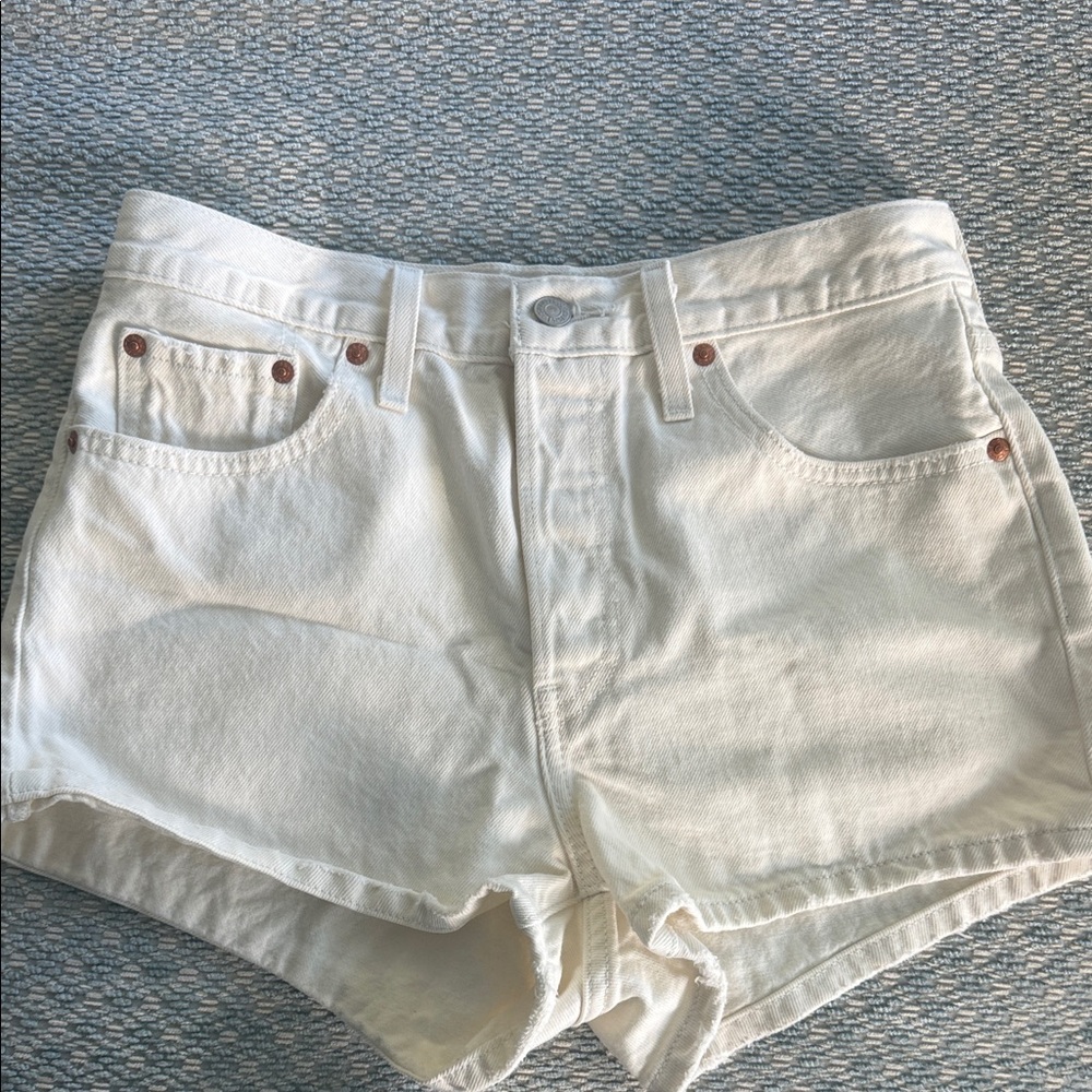 Levi’s 501 Cream Color Jean Short